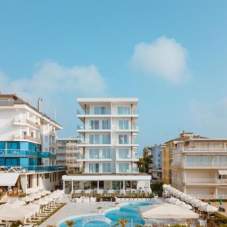 Hotel Galassia Suites & Spa Lido di Jesolo Exterior foto
