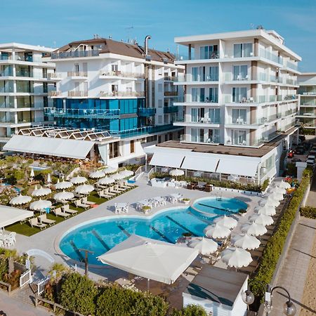 Hotel Galassia Suites & Spa Lido di Jesolo Exterior foto