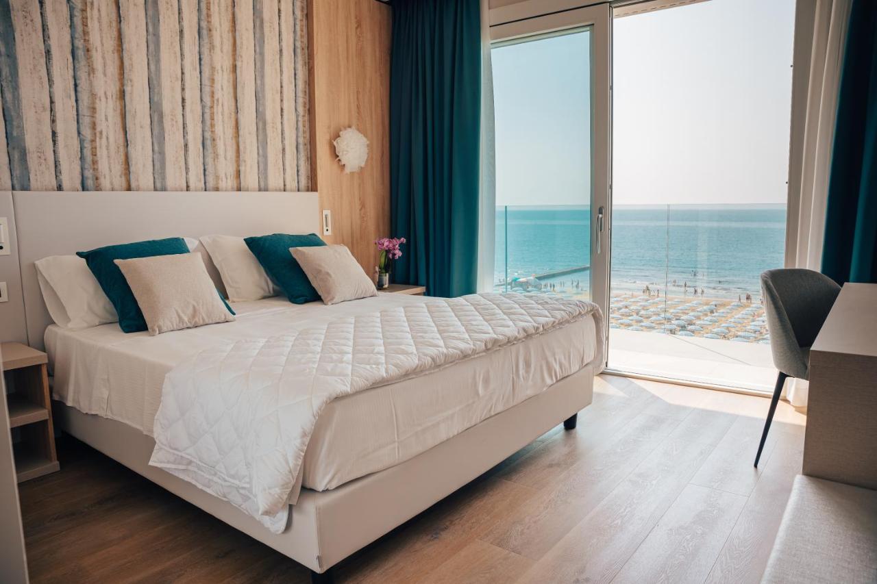 Hotel Galassia Suites & Spa Lido di Jesolo Exterior foto