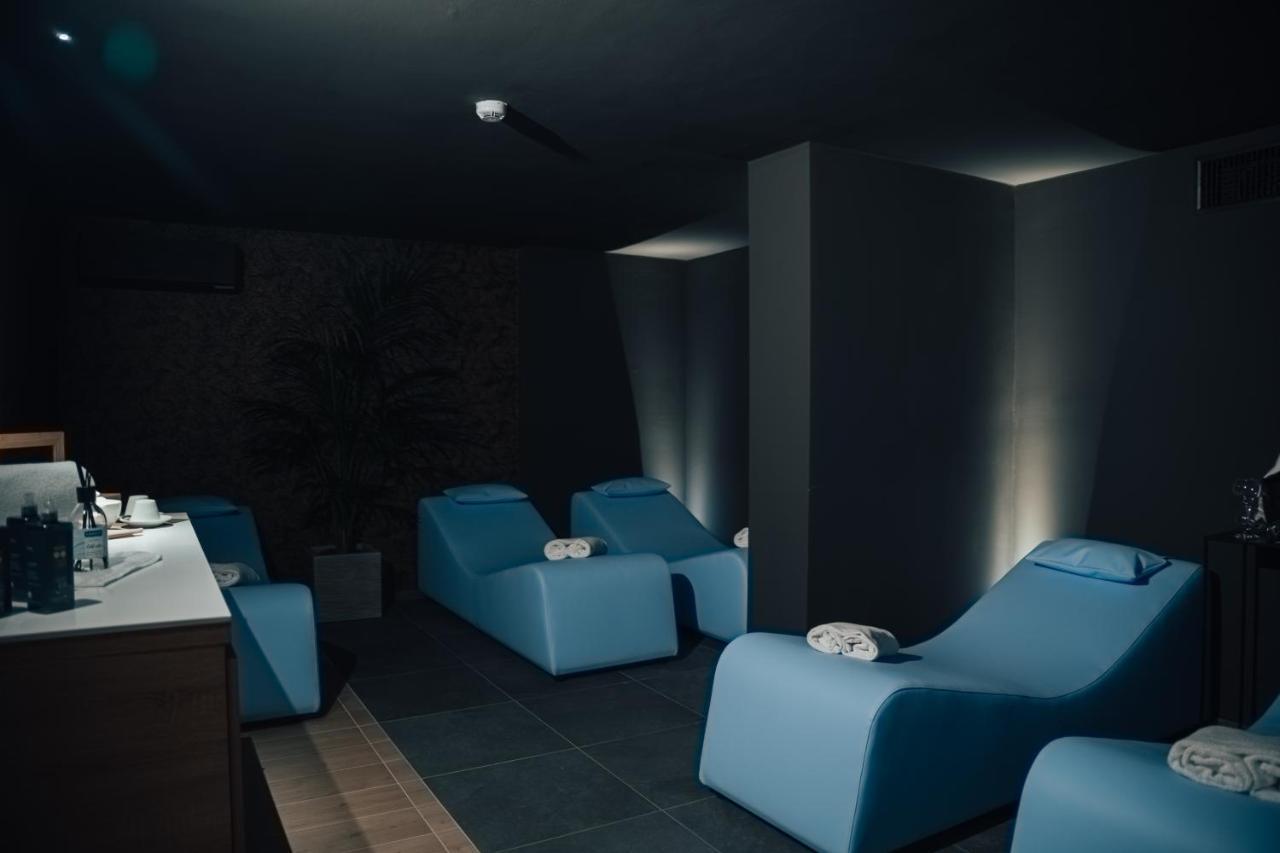 Hotel Galassia Suites & Spa Lido di Jesolo Exterior foto